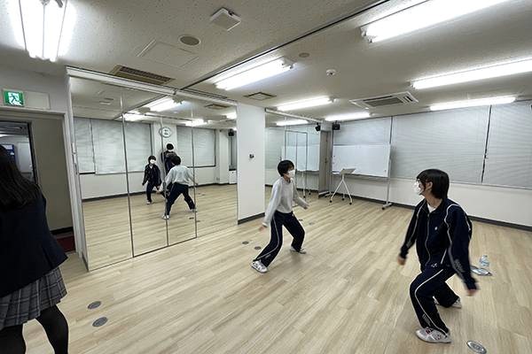 ダンススタジオ