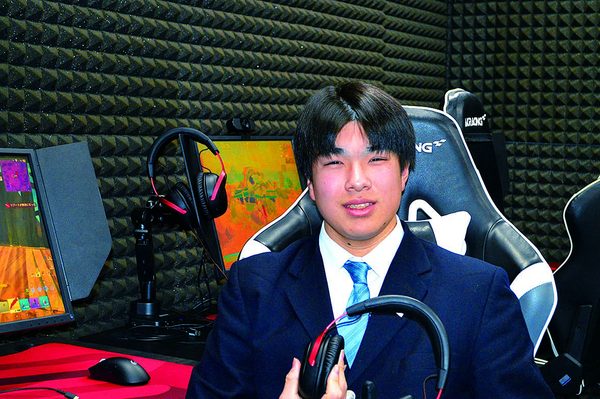 eスポーツコースの在校生